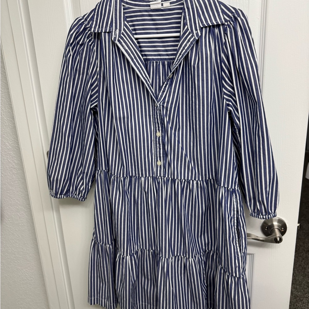 GAP Blue and White Tiered Sundress with Puff Sleeves